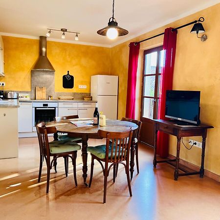 Vinauberge Poilhes Bagian luar foto