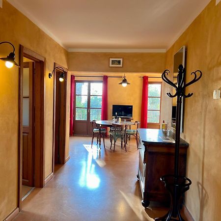 Vinauberge Poilhes Bagian luar foto