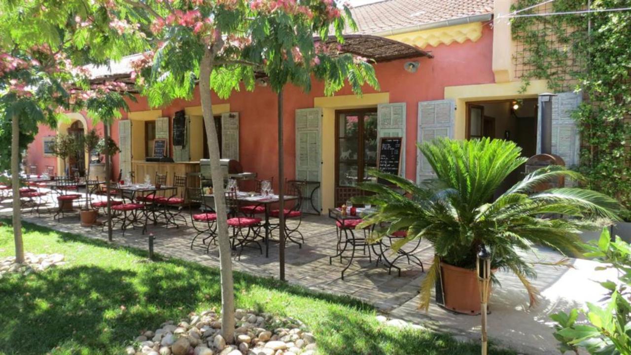 Vinauberge Poilhes Bagian luar foto