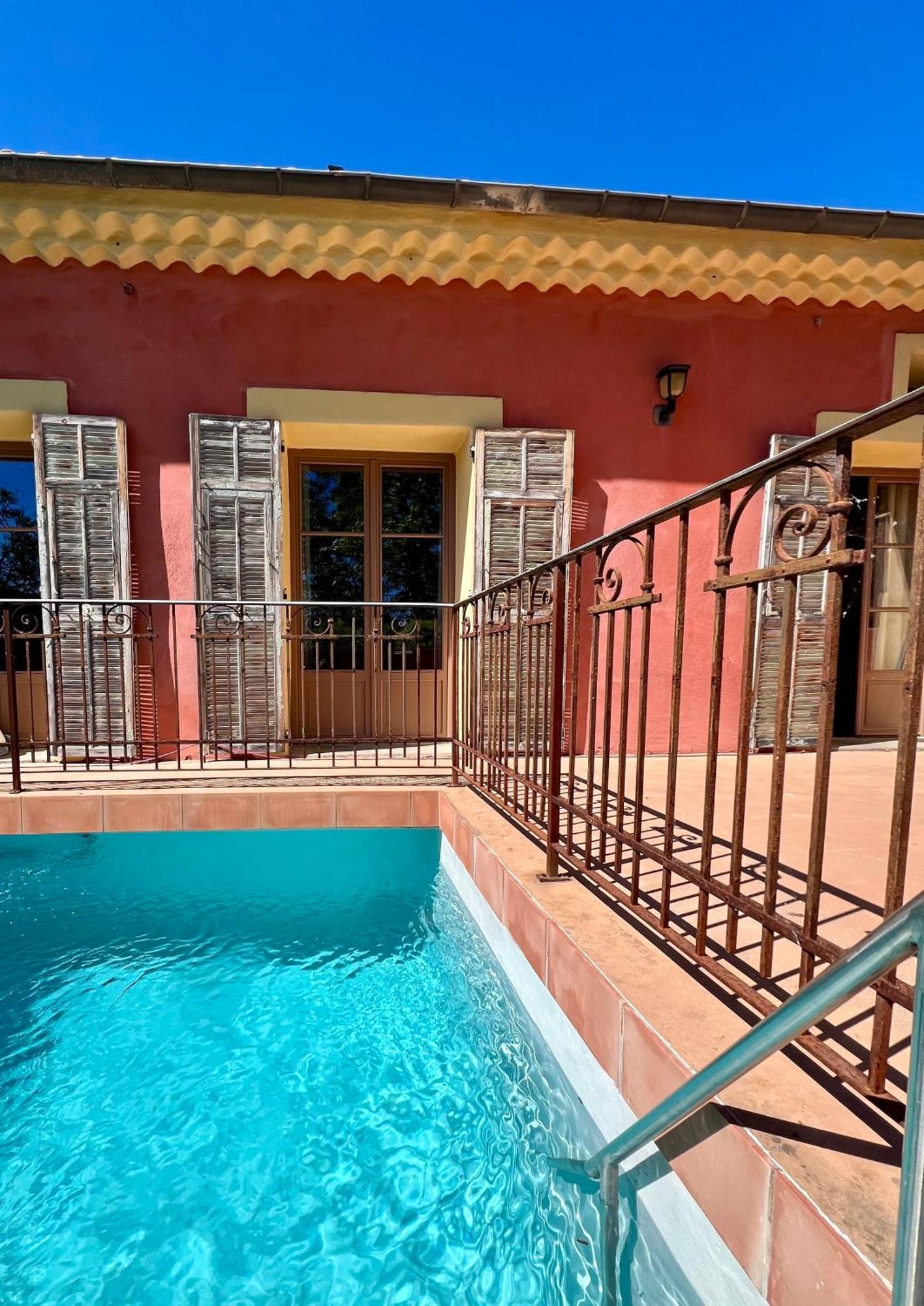 Vinauberge Poilhes Ruang foto