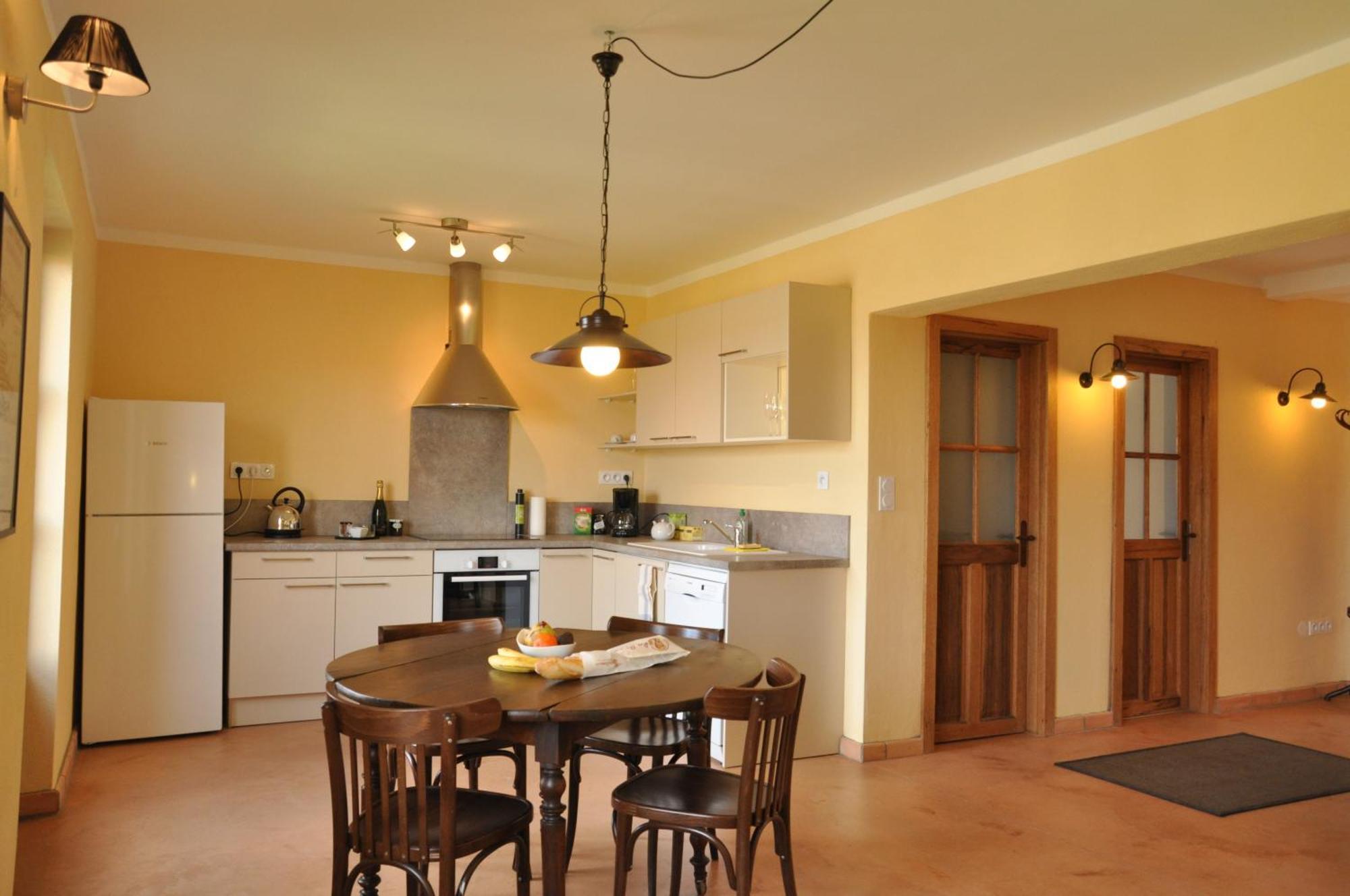 Vinauberge Poilhes Bagian luar foto