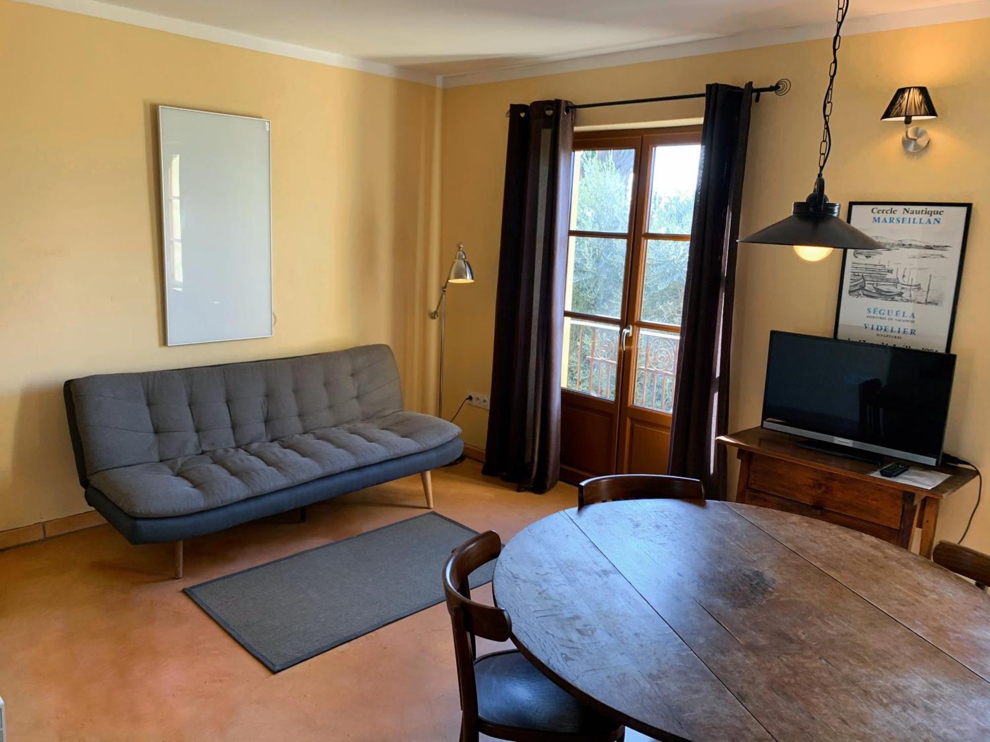 Vinauberge Poilhes Bagian luar foto