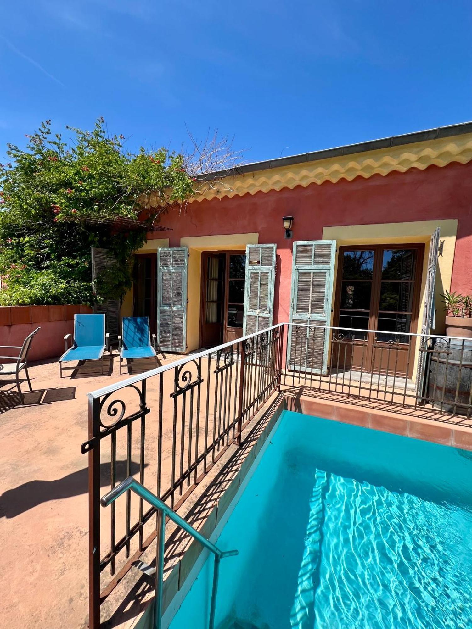 Vinauberge Poilhes Bagian luar foto